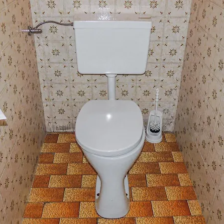 Apartment Mit Badeteich