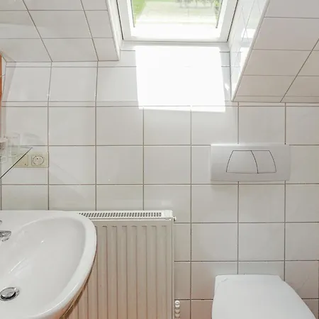 Mit Badeteich Apartman *