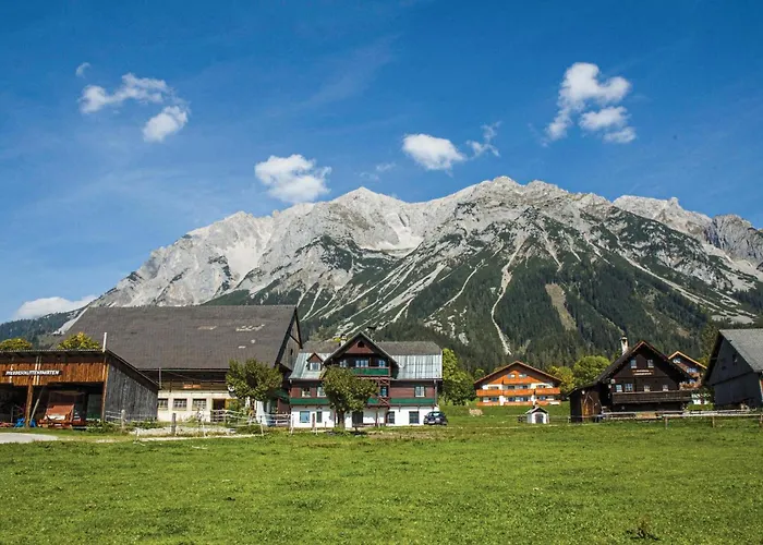 Mit Badeteich * Ramsau am Dachstein