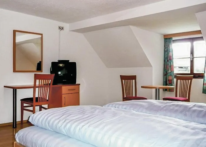 Mit Badeteich Apartmán